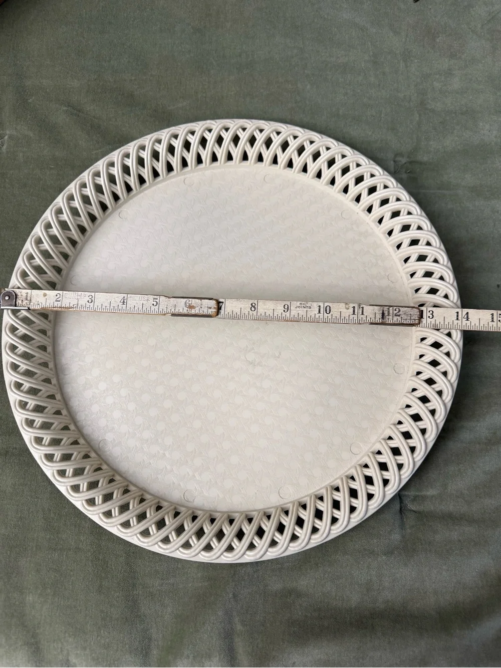 Action Industry Inc cream Decorative Woven-Edge Plastic Serving Platter